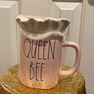 Queen Bee Coffee cup with flower bee lid
